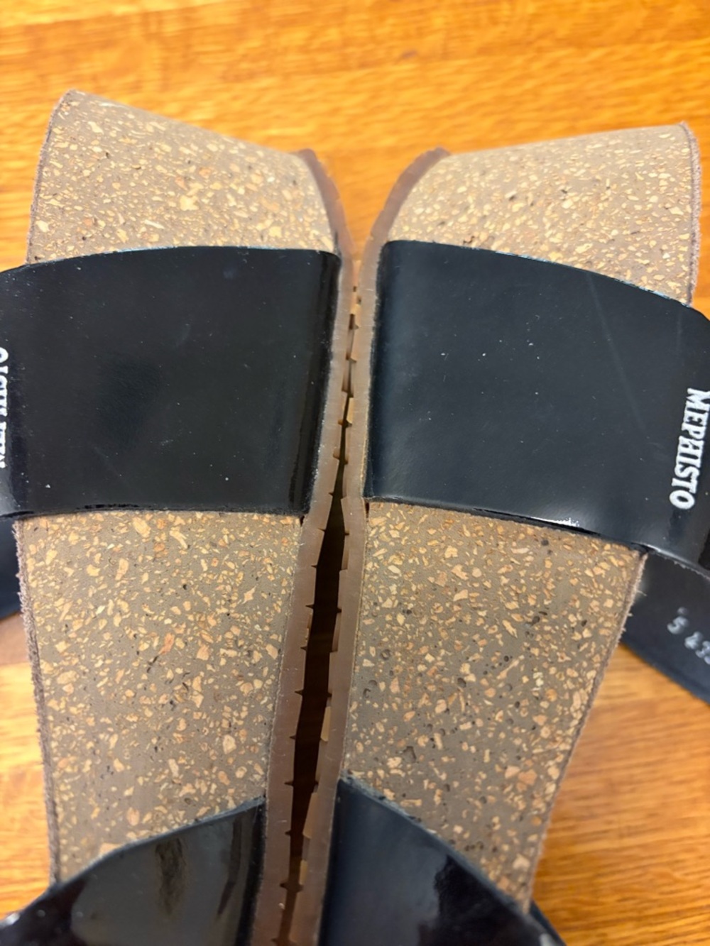 Mephisto 37 (7-7.5) EUC Black Patent Slide Platform Sandals w Rhinestone Buckles - Picture 8 of 12